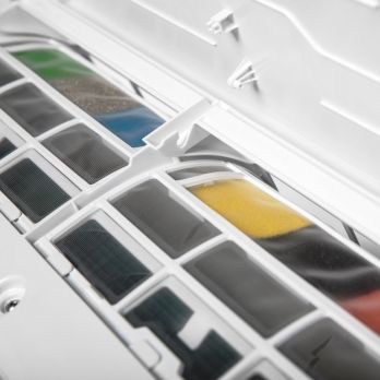 Фильтр Electrolux EACS-24HFW/N3 серии Fusion Wave вставленный в пылесборник